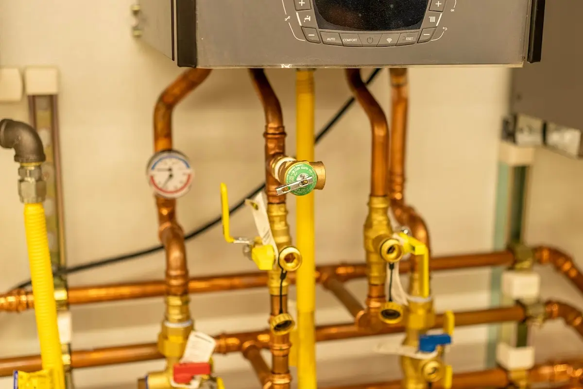 Licensed technician providing Water Heater Installation for a homeowner in Palos Hills